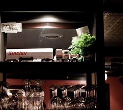 Lucky's Taproom